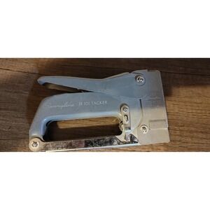 Swingline 101 Vintage Light Duty Staple Gun Genuine Tacker USA Metal Chrome